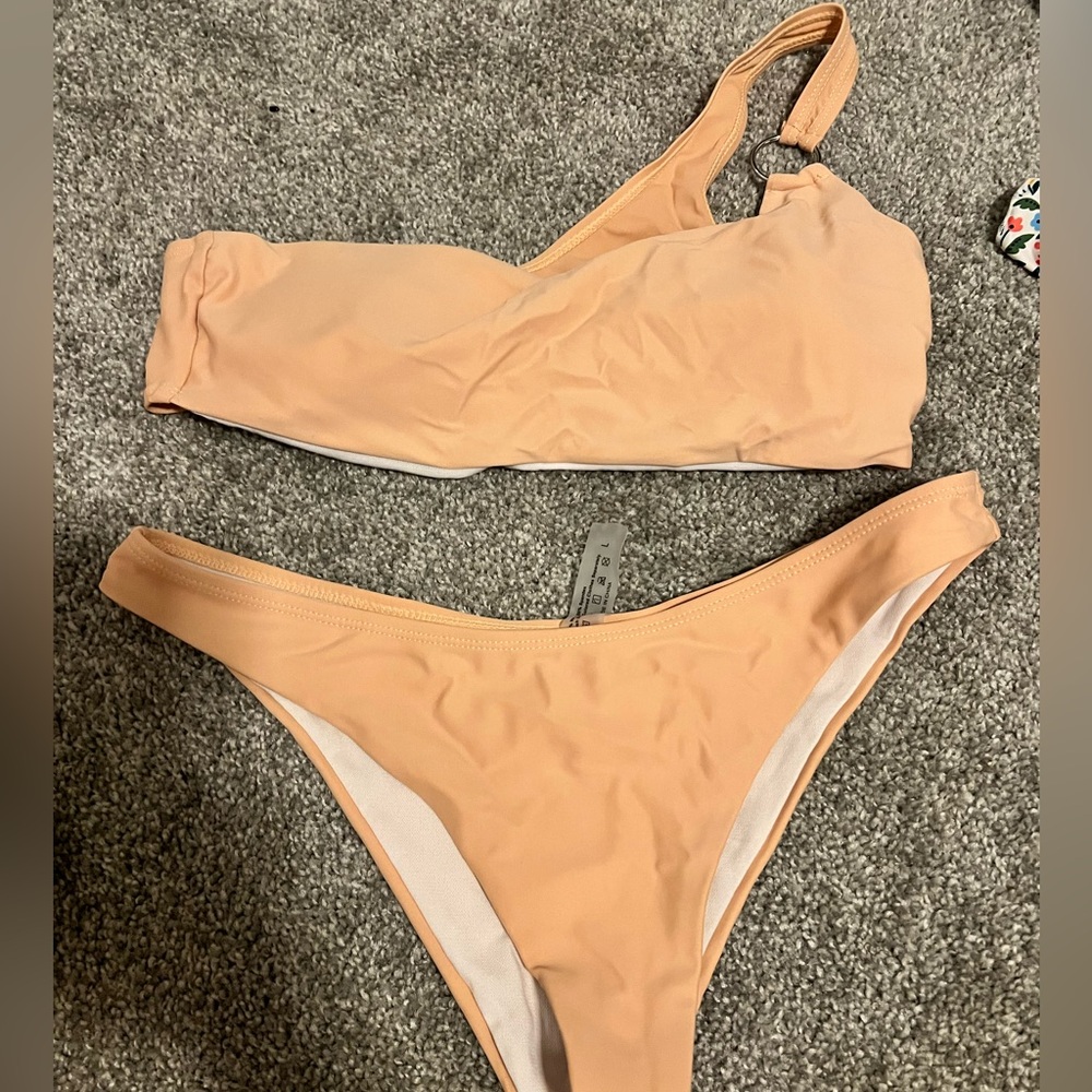 Women’s bikini